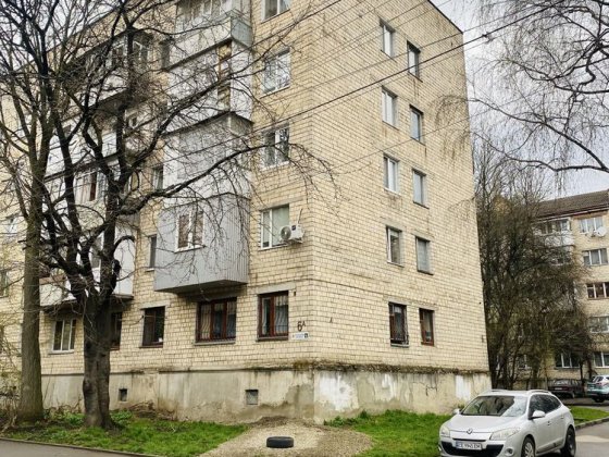 Продаж 1 кім квартири по вул. Полєтаєва Чернівці