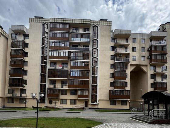 Зданий Продається 3 кімнатна квартира новобудова Черновцы
