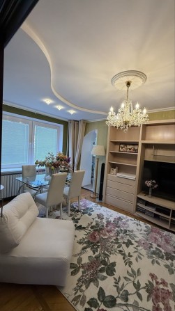 Продаж 3х кімнатної квартири покращеного план-ня, з якісним ремонтом - фото 1