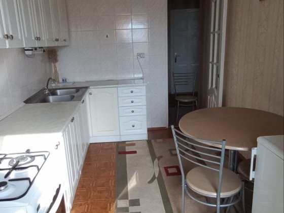 Трикімнатна квартира біля 12 школи Ровно