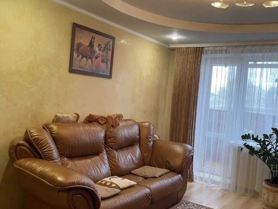 Продаж затишної 3-кімнатної квартири в районі Інституту зв’язку Полтава