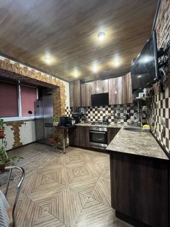 Продаж 2к в новобудові ремонт Сади 70м2 автономне опалення - фото 1