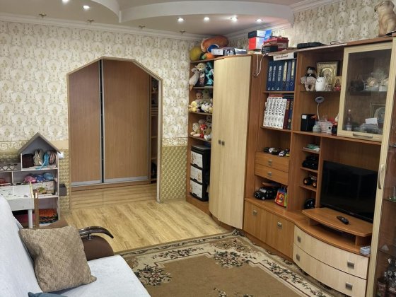 Левада 3-х кімн. Квартира в гарному стані. Євідновлення