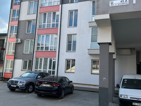 Продаж 2-х .Дружба вул.Будного 62м-47800 Тернополь