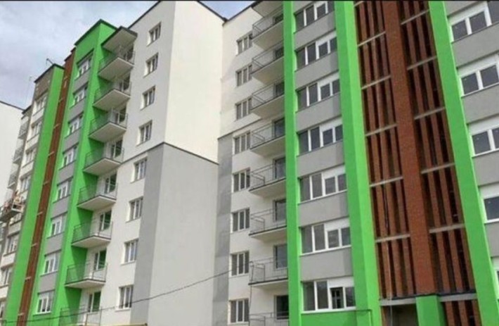 Продаж сирої 3 кімнатної квартири - фото 1