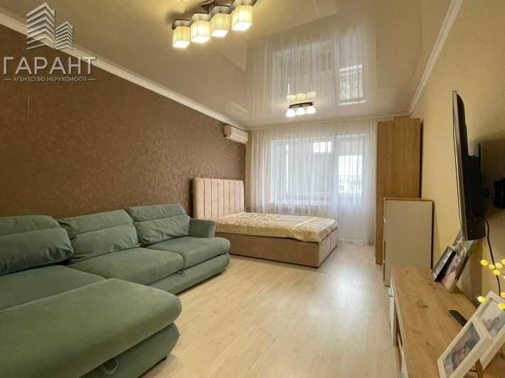 Продам простору квартиру біля 23-ї школи. - фото 1