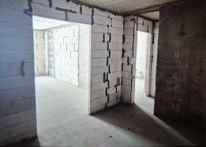 Продаж 2 к. квартири 69,9кв.м на вул.Смакули - фото 1