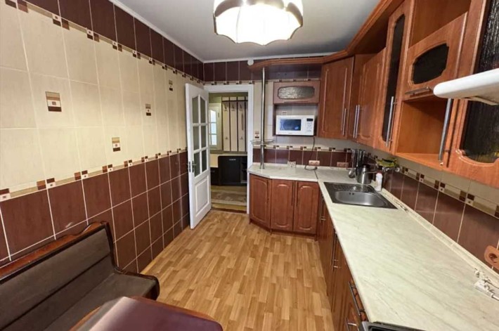 Продам 3К квартиру в цегляному будинку. Автономне газове. Центр міста - фото 1