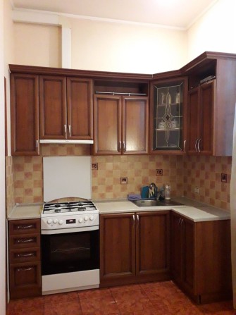 Квартира 2 кім, високий перший поверх, все окремо, власник - фото 1