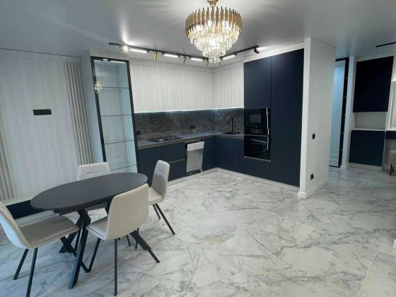 Продаж 2 кімнатної квартири на проспекті Злуки з ремонтом Тернопіль