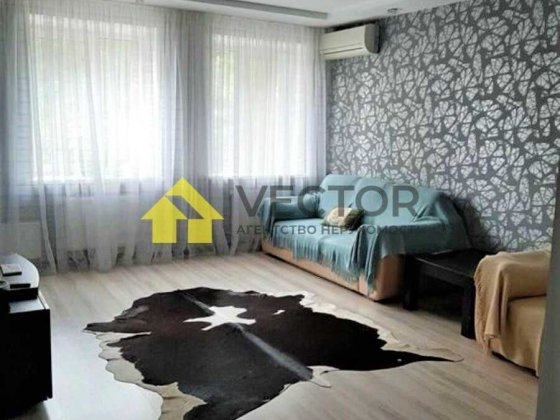 Трикімнатна в цегляній новобудові. Інд. опалення! Меблі+Техніка Полтава