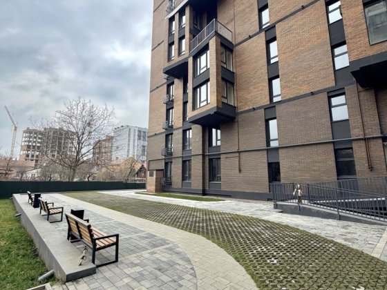 Продаж 1 км квартира Чернівці