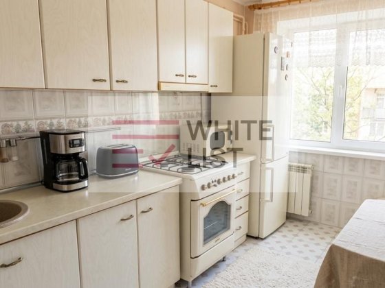 Продаж 3-кімнатної квартири (74 м²), 5/9 поверх, Верхня Южка Чернівці