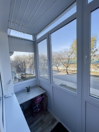 Продам 1 кімнатну квартиру з ремонтом по вул.Білій - фото 1