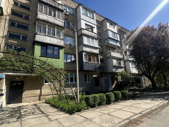 Продаж 2-ох кімнатної квартири вул.Грушевського 52 кв м Ужгород