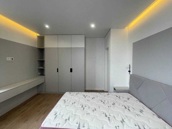 Продаж 2 кімнатної квартири з власною терасою в новобудові Ровно