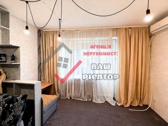 Простора 1к квартира, 37 м², балкон, цегла! Полтава