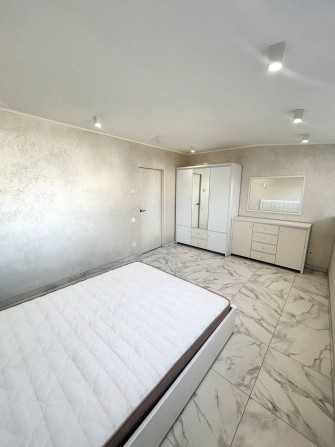 Продам 2-кімнатну квартиру в клубному будинку, закритого типу. Щасливе - фото 1