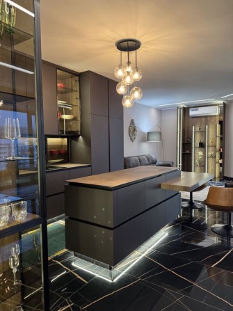 Продаж ексклюзивного  пентхауса 141 м кв. Газ. Тераса з видом на місто - фото 1