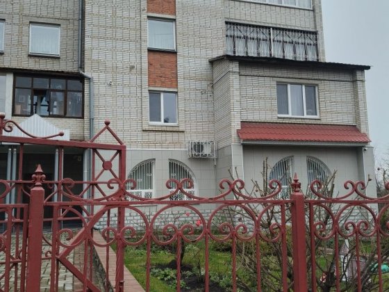 Продаж 3 кімн.кв.з АВТОНОМНИМ опаленням в елітному будинку в центрі Суми