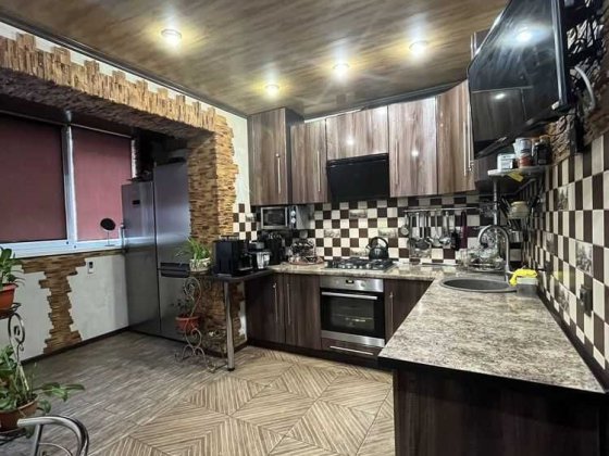 2-кімнатна в новобудові на Садах | 70 м² | теплолічильник