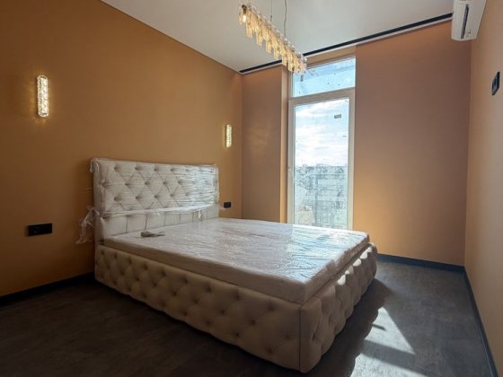 Півторакімнатна квартира з дизайнерським ремонтом | ЖК “Корона” Ужгород