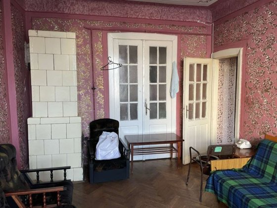 Продається 2-кімн. квартира по  вул. Сагайдачного Чернівці