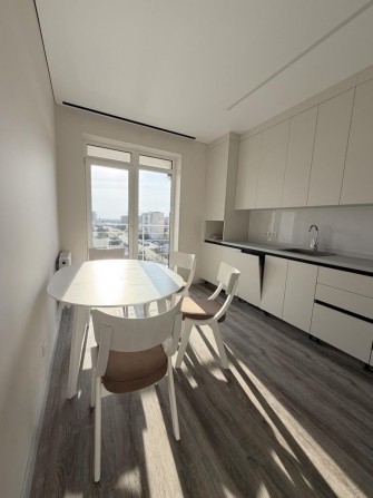 Продаж квартири з ремонтом у новобудові з газом - фото 1