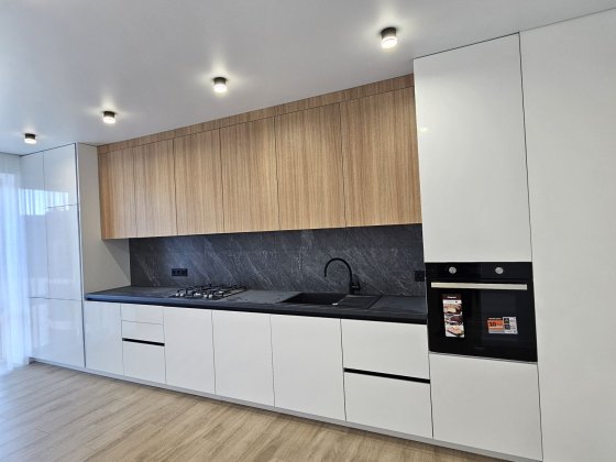 Продаж 2-кімнатної квартири ЖК,,Drim city "З РЕМОНТОМ! Ровно