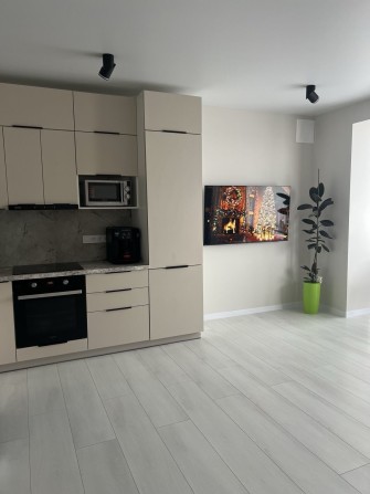 Продам 2 кімнатну новобудову ЖК Гармонія - фото 1