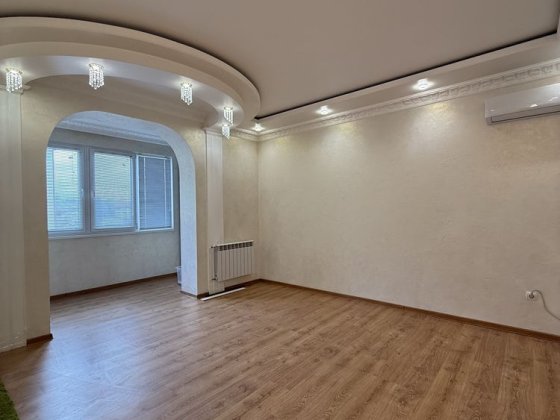 Продаж 3-кімнатної квартири, р-н Вишневий Ужгород