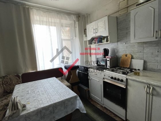 Продаж 3-кімнатної квартири, цегляний будинок, 2 поверх Полтава