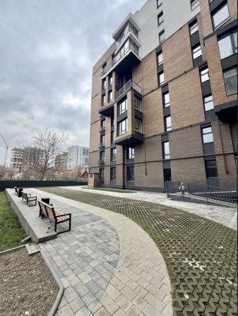 Продається квартира з дизайнерським ремонтом по вул.Героїв Майдану - фото 1