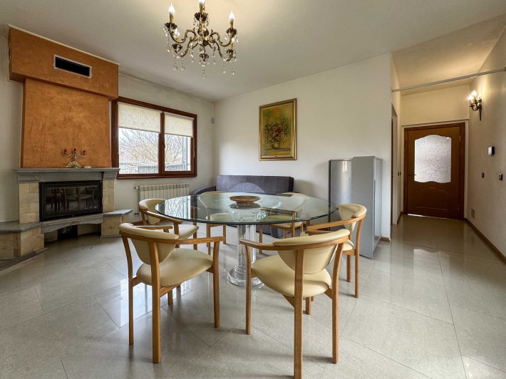 "La Dolce Vita" в Садгорі: Квартира з італійською душею та власною терасою - фото 1