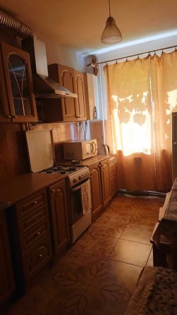 Продається трикімнатна квартира в Новому районі - фото 1