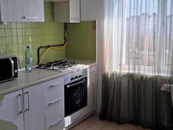 Продам 2х кімнатну квартиру вул. Г.Безручка Ровно