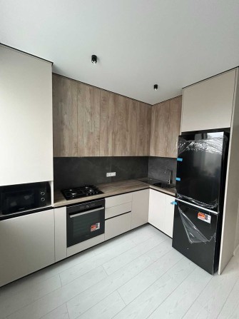 Однокімнатна квартира в новобудові з євроремонтом!! Район Браїлки!! - фото 1