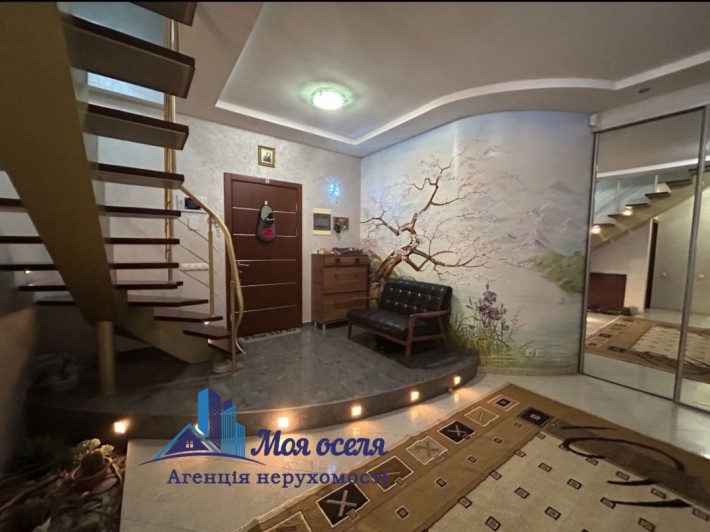 Продаж розкішної  квартири у центрі міста Суми - фото 1