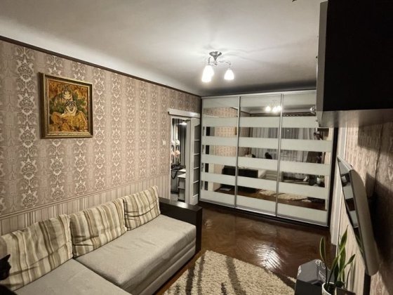 Продам 2-кімнатну квартиру в Центрі міста! Ровно