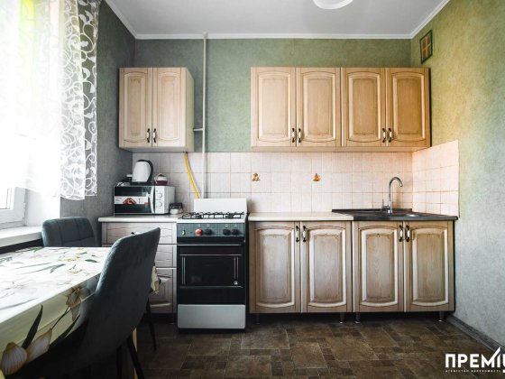 Продаж 1-но кімнатна квартира Ровно