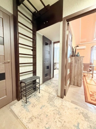 Нова! Простора квартира пр. Лушпи з меблями та технікою| єВідновлення - фото 1