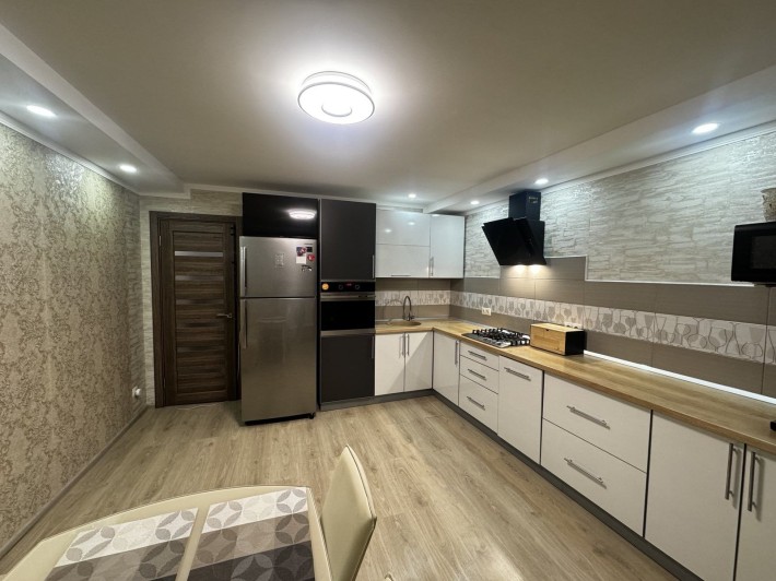 Простора 2-кімнатна квартира 68 м², ЖК Еспланада, без агенції, з меблями та технікою Єоселя - фото 1