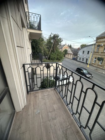 Продається 2 кімнатна новобудова в цетрі міста - фото 1