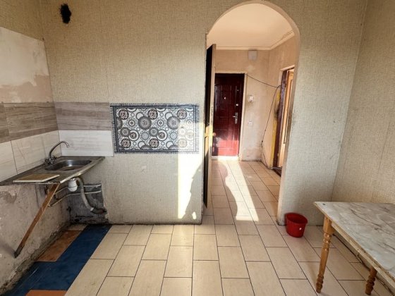 Продам сонячну однокімнатну квартиру в булинку 90х років Рівне