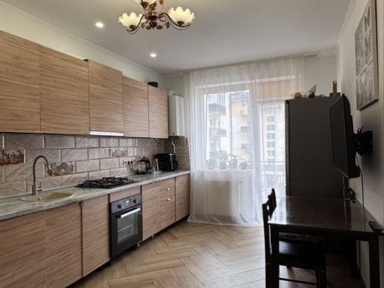 Продаж квартири вул Климпуша Ужгород