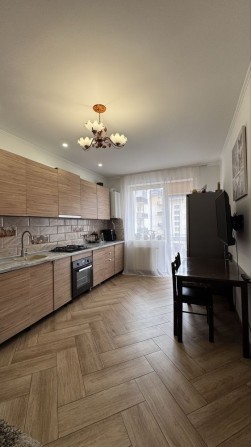 Продаж квартири вул Климпуша - фото 1