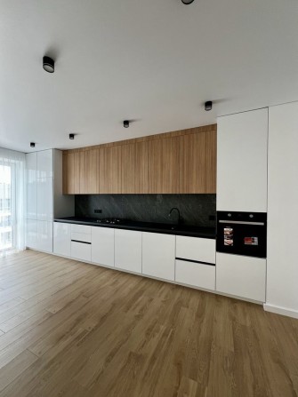 Продам 2-х кімнатну квартиру на Щасливому - фото 1