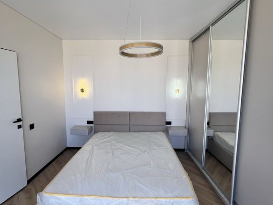 Продаж 2 кімнатної квартири ,ЖК В4 вул. М. Бобяка, 8 Ужгород