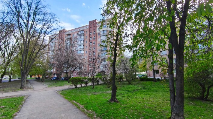 Продаж  3-кімнатної квартири у самому центрі міста! - фото 1