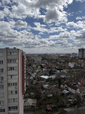 Продам квартиру в районі Казбет - фото 1